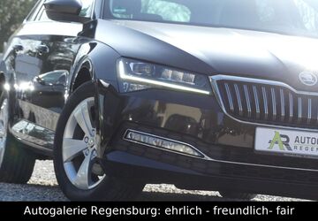 Skoda Superb 128.300 km 19.950 &euro; Regensburg 93059