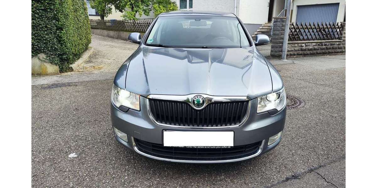 Skoda Superb 95.900 km 8.990 &euro; Saal 93342