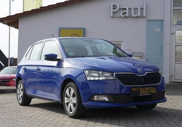 Skoda Fabia 100.200 km 8.900 &euro; Pentling 93080