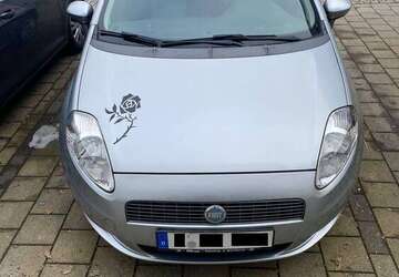 Fiat Grande Punto 71.000 km 1.999 &euro; Regensburg 93051