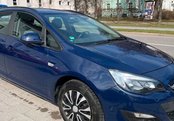 Opel Astra 102.000 km 4.650 &euro; Regensburg 93055