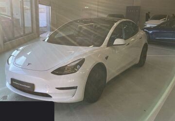 Tesla Model 3 62.848 km 28.300 &euro; Obertraubling 93083