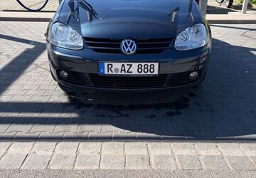 VW Golf 157.000 km 3.200 &euro; Regensburg 93055