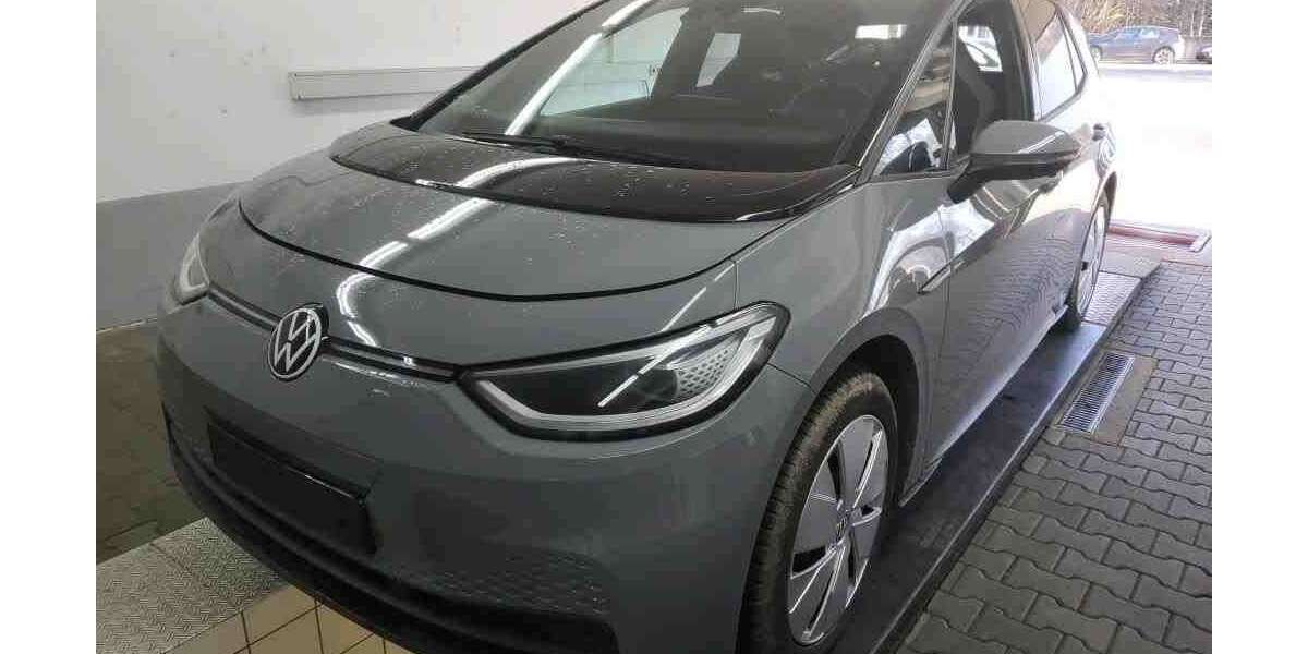 VW ID.3 40.428 km 22.470 &euro; Neutraubling 93073