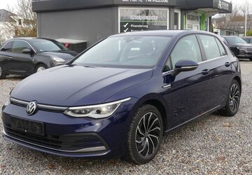 VW Golf 131.478 km 17.950 &euro; Regensburg 93059