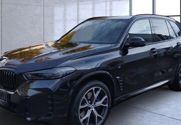 BMW X5 40.900 km 75.590 &euro; Regensburg 93053