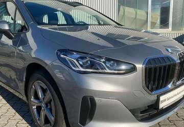 BMW 218 22.105 km 29.880 &euro; Obertraubling bei Regensburg 93083