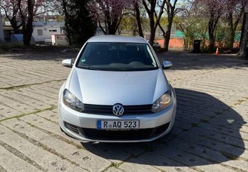 VW Golf 100.000 km 3.200 &euro; Regensburg 93047