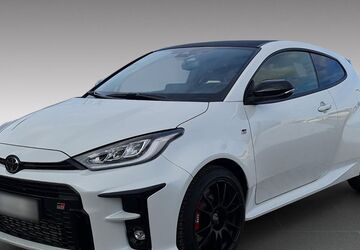 Toyota Yaris 12.300 km 39.990 &euro; Pettendorf 93186