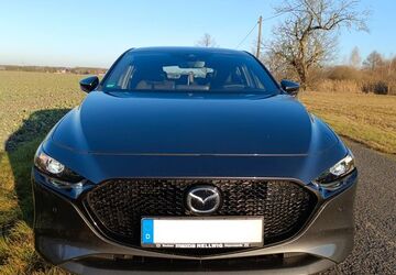 Mazda 3 29.400 km 22.000 &euro; Regensburg 93053