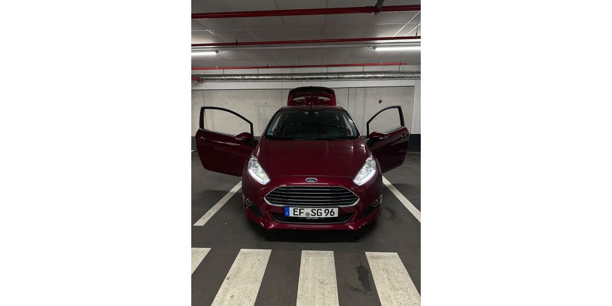 Ford Fiesta 44.300 km 11.490 &euro; Regensburg 93051