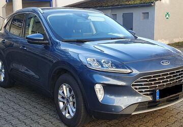 Ford Kuga 63.162 km 20.500 &euro; Rain 94369