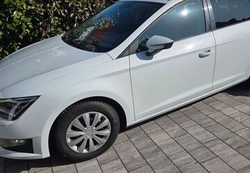 Seat Leon 113.000 km 10.400 &euro; Neutraubling 93073