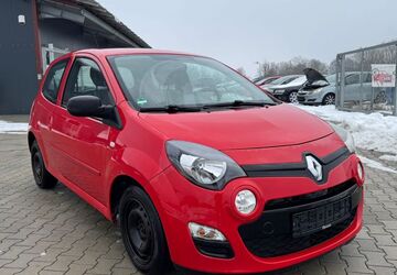 Renault Twingo 133.000 km 2.499 &euro; Köfering 93096
