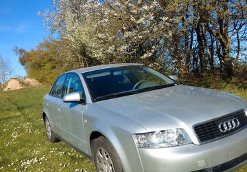 Audi A4 223.000 km 1.500 &euro; Regensburg 93047