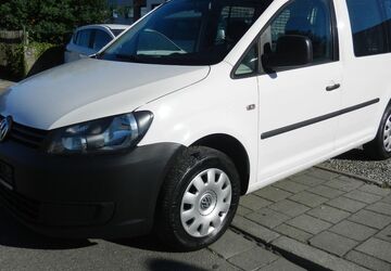 VW Caddy 193.000 km 4.400 &euro; Regensburg 93057