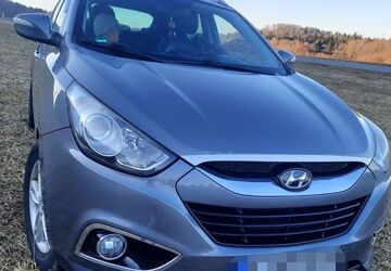 Hyundai ix35 236.000 km 6.000 &euro; Regensburg 93051