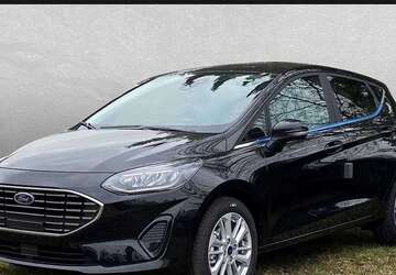 Ford Fiesta 10.000 km 20.186 &euro; Regensburg 93059