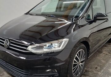 VW Touran 35.600 km 34.499 &euro; Regensburg 93053