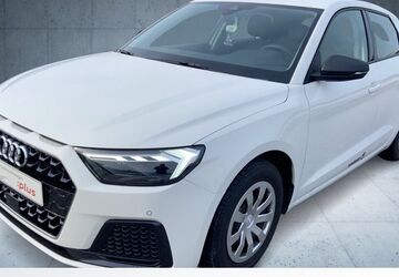 Audi A1 9.900 km 21.860 &euro; Saal a.d. Donau 93342