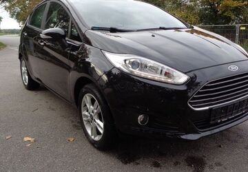 Ford Fiesta 82.341 km 6.500 &euro; Regensburg 93055