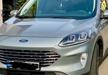 Ford Kuga 38.000 km 25.600 &euro; Burglengenfeld 93133