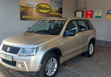 Suzuki Grand Vitara 124.875 km 9.985 &euro; Sarching 93092