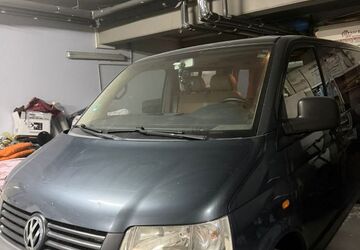 VW T5 andere 180.000 km 12.950 &euro; Regensburg 93057