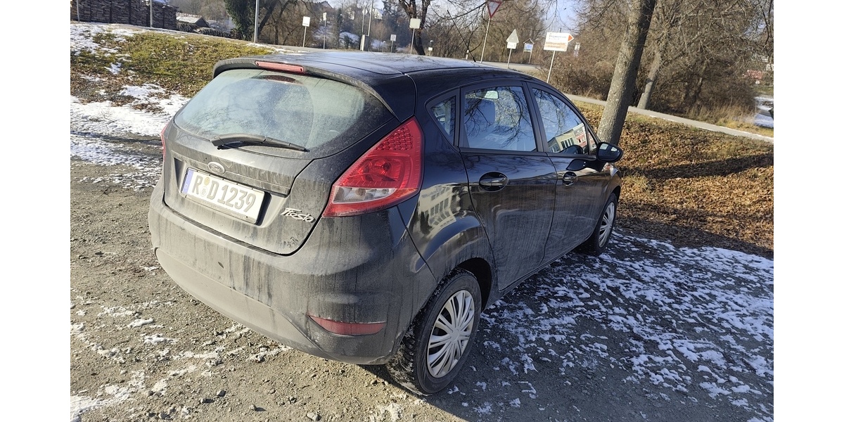 Ford Fiesta 195.000 km 2.699 &euro; Mintraching 93098