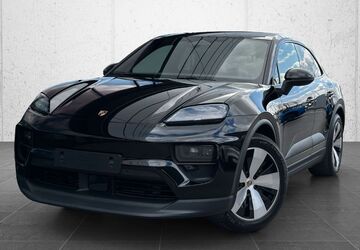 Porsche Macan 5.450 km 74.900 &euro; Regensburg 93055