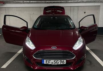 Ford Fiesta 44.300 km 8.900 &euro; Regensburg 93051