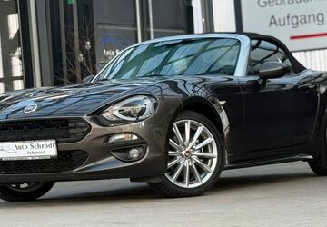 Fiat 124 Spider 25.500 km 18.480 &euro; Pollenried 93152
