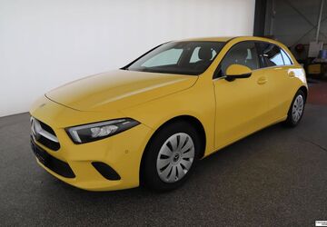 Mercedes-Benz A 180 136.099 km 14.400 &euro; Schierling 84069