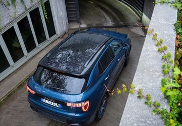 Lynk & Co 01 42.226 km 22.990 &euro; Regensburg 93055