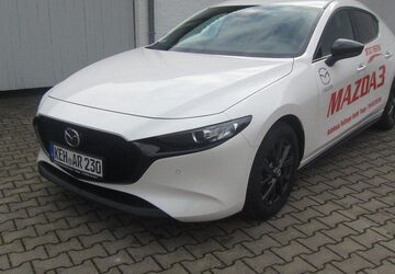 Mazda 3 3.292 km 25.990 &euro; Teugn 93356