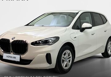 BMW 225 Active Tourer 37.067 km 27.409 &euro; Regensburg 93055