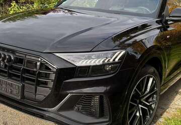 Audi Q8 64.930 km 54.000 &euro; Regensburg 93055