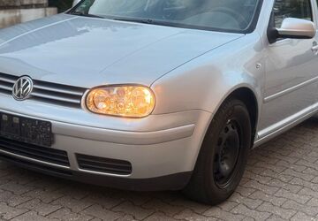 VW Golf 148.000 km 2.990 &euro; Regensburg 93053