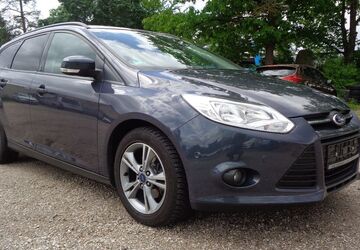 Ford Focus 141.388 km 4.500 &euro; Regensburg 93055