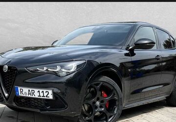 Alfa Romeo Stelvio 17.000 km 54.790 &euro; Regensburg 93059