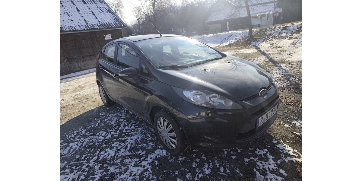 Ford Fiesta 195.000 km 2.699 &euro; Mintraching 93098