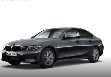 BMW 320 86.900 km 25.890 &euro; Regensburg 93055