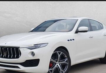 Maserati Levante 55.000 km 65.799 &euro; Regensburg 93059
