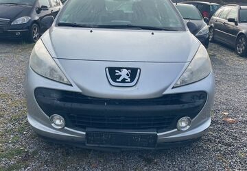 Peugeot 207 86.000 km 1.990 &euro; Abensberg 93326