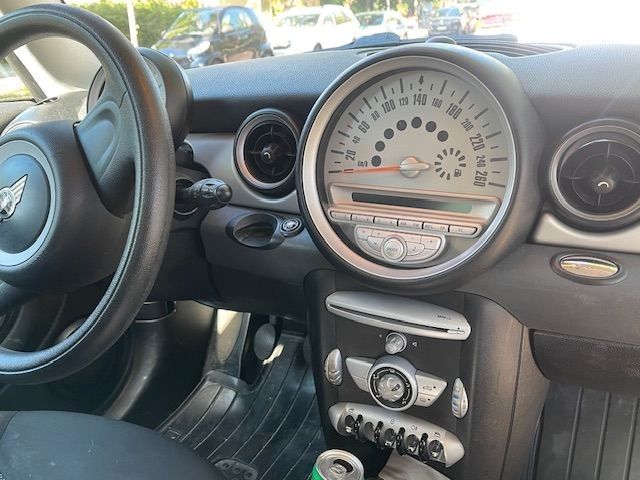 Mini ONE 132.135 km 3.900 &euro; Regensburg 93057