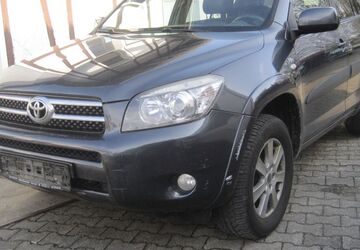 Toyota RAV 4 248.000 km 4.450 &euro; Mallersdorf-Pfaffenberg 84066