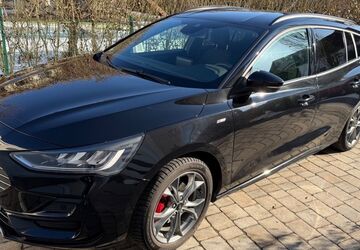 Ford Focus 29.000 km 21.900 &euro; Regensburg 93055