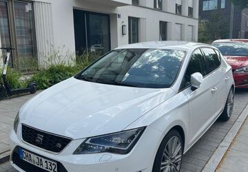 Seat Leon 125.000 km 12.500 &euro; Regensburg 93049
