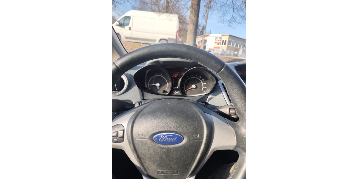 Ford Fiesta 195.000 km 2.699 &euro; Mintraching 93098