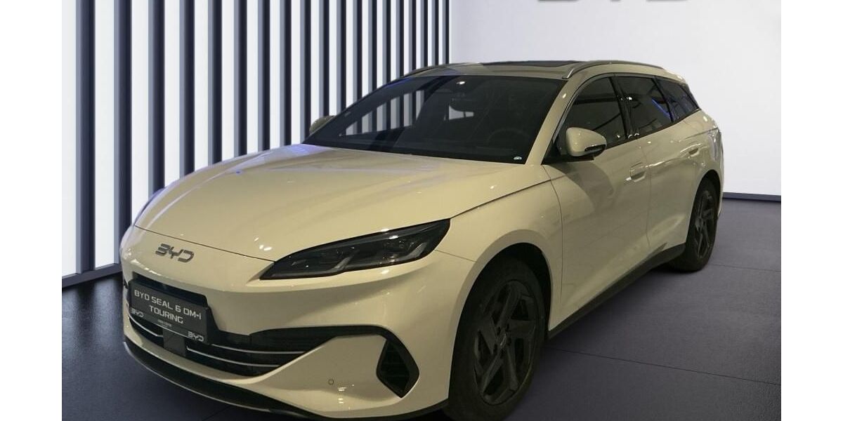 BYD SEAL 8.500 km 33.990 &euro; Regensburg 93053